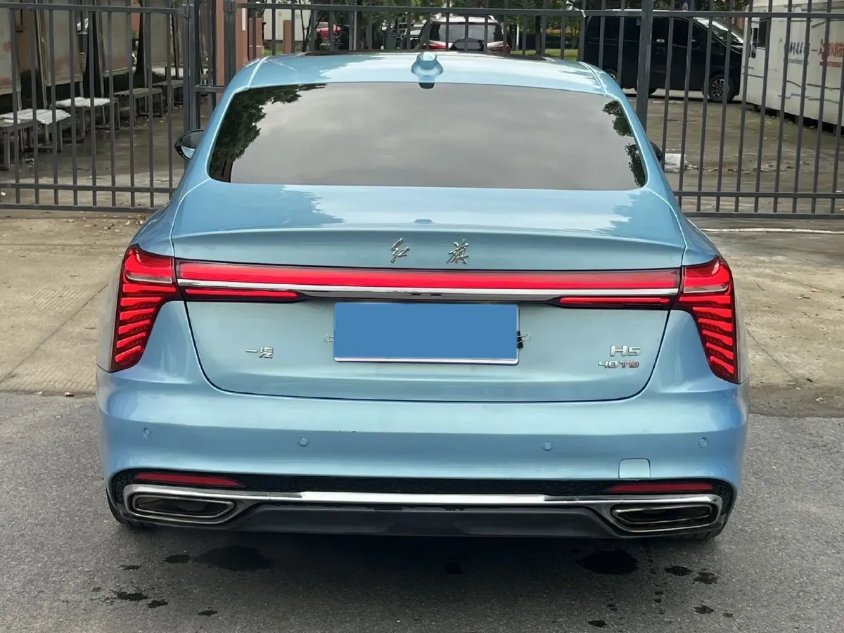 2023 HongQi HS5 2.0T 252HP L4 8AT,autocango,china used car exporter,china ev exporter,chinese used car exporter,chinese used ev exporter