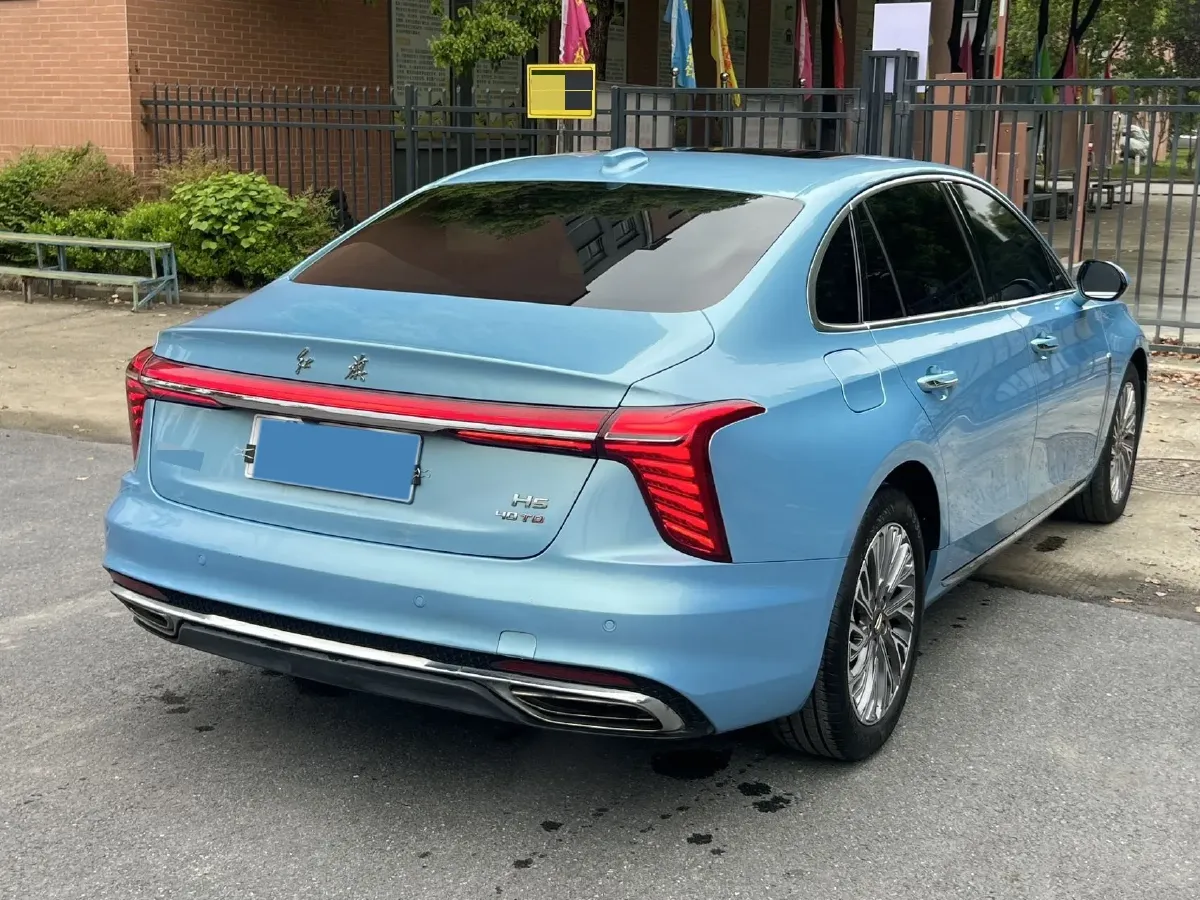 2023 HongQi HS5 2.0T 252HP L4 8AT,autocango,china used car exporter,china ev exporter,chinese used car exporter,chinese used ev exporter