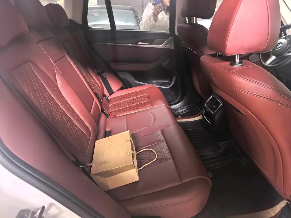 2022 BMW X3 2.0T 252HP L4 8AT,autocango,china used car exporter,china ev exporter,chinese used car exporter,chinese used ev exporter