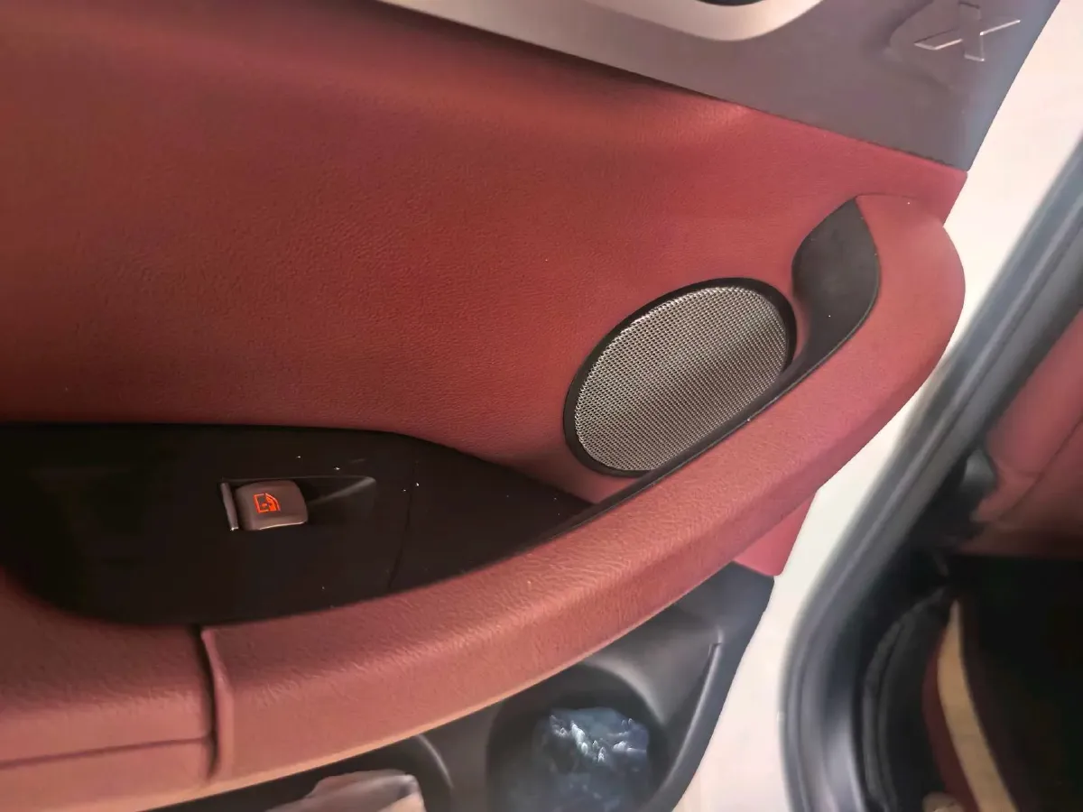 2022 BMW X3 2.0T 252HP L4 8AT,autocango,china used car exporter,china ev exporter,chinese used car exporter,chinese used ev exporter