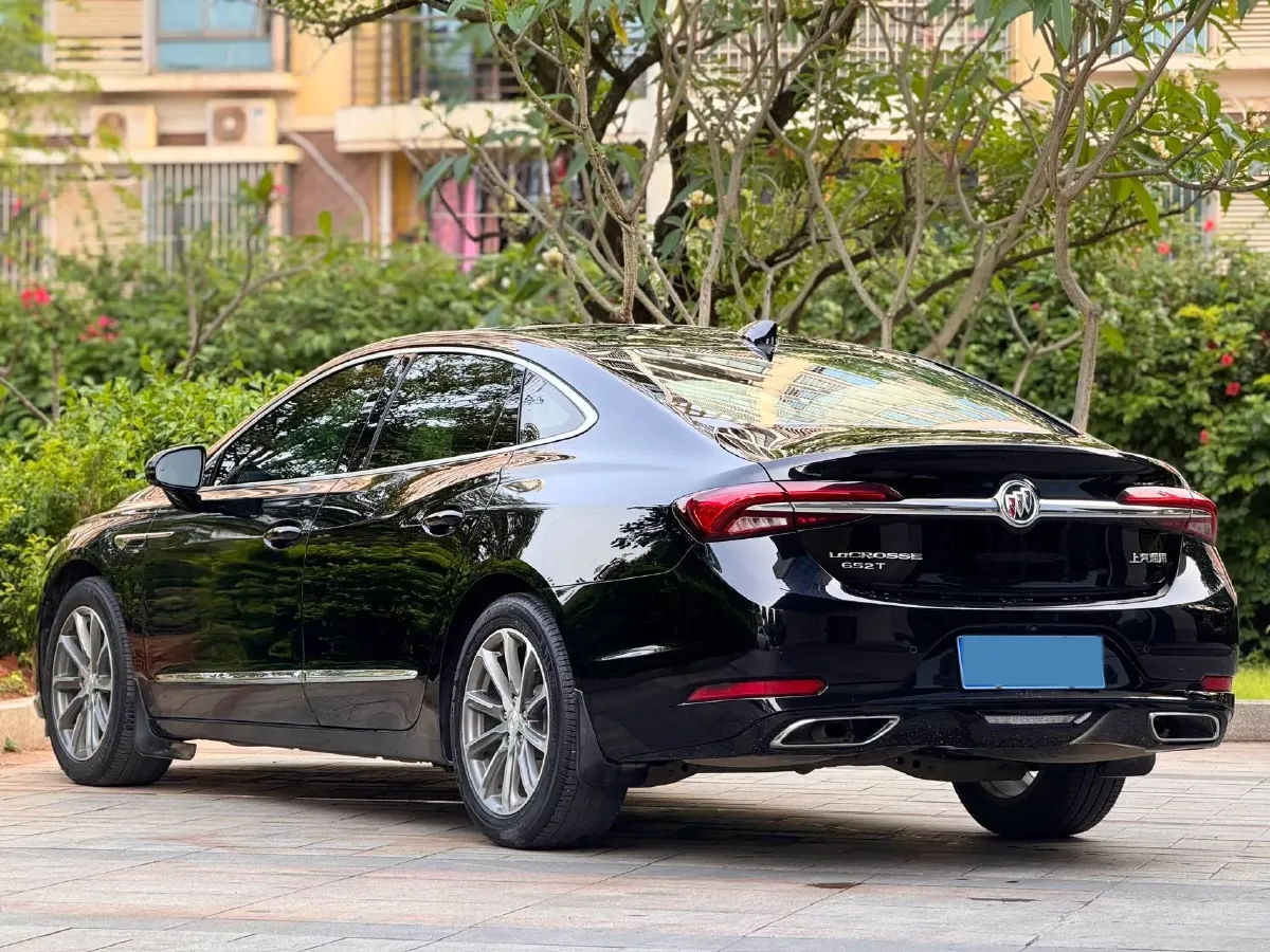 2021 Buick Larcosse 2.0T 237HP L4 9AT,autocango,china used car exporter,china ev exporter,chinese used car exporter,chinese used ev exporter