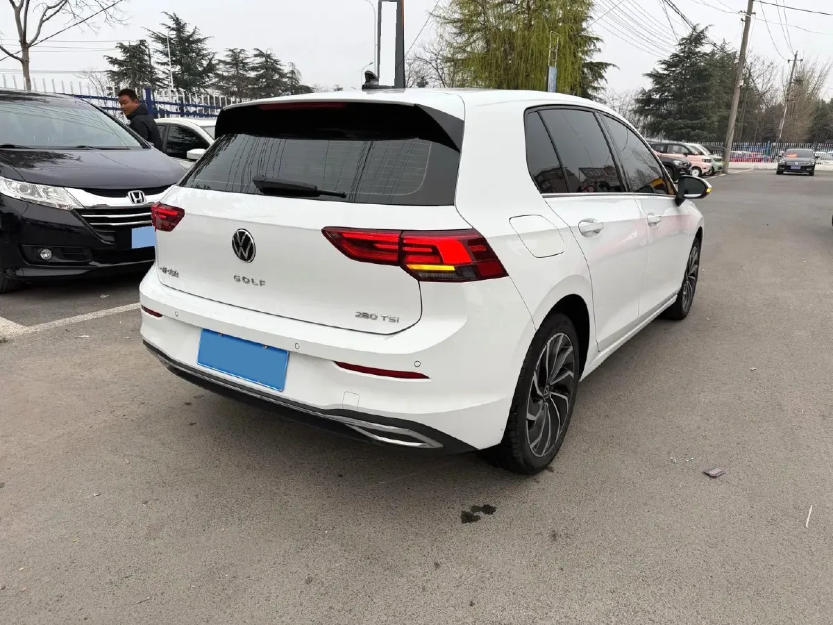 2023 Volkswagen Golf 1.4T 150HP L4 7DCT,autocango,china used car exporter,china ev exporter,chinese used car exporter,chinese used ev exporter