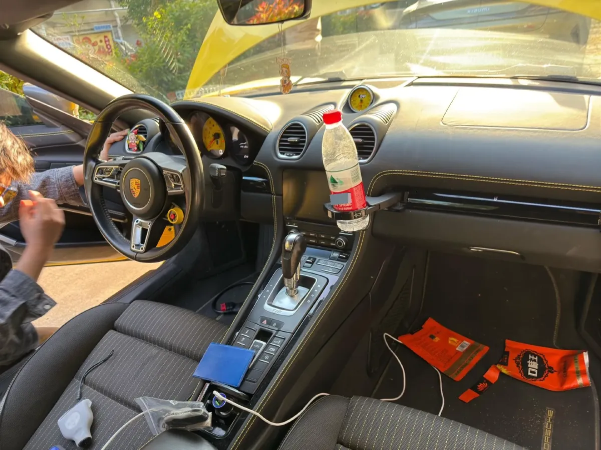 2019 Porsche 718 2.0T 300HP H4 7DCT,autocango,china used car exporter,china ev exporter,chinese used car exporter,chinese used ev exporter