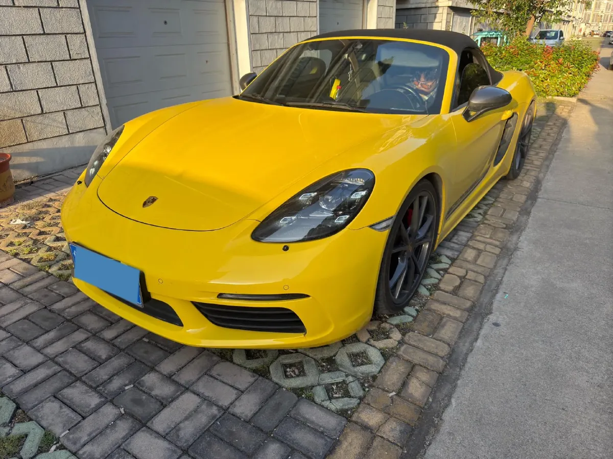 2019 Porsche 718 2.0T 300HP H4 7DCT,autocango,china used car exporter,china ev exporter,chinese used car exporter,chinese used ev exporter