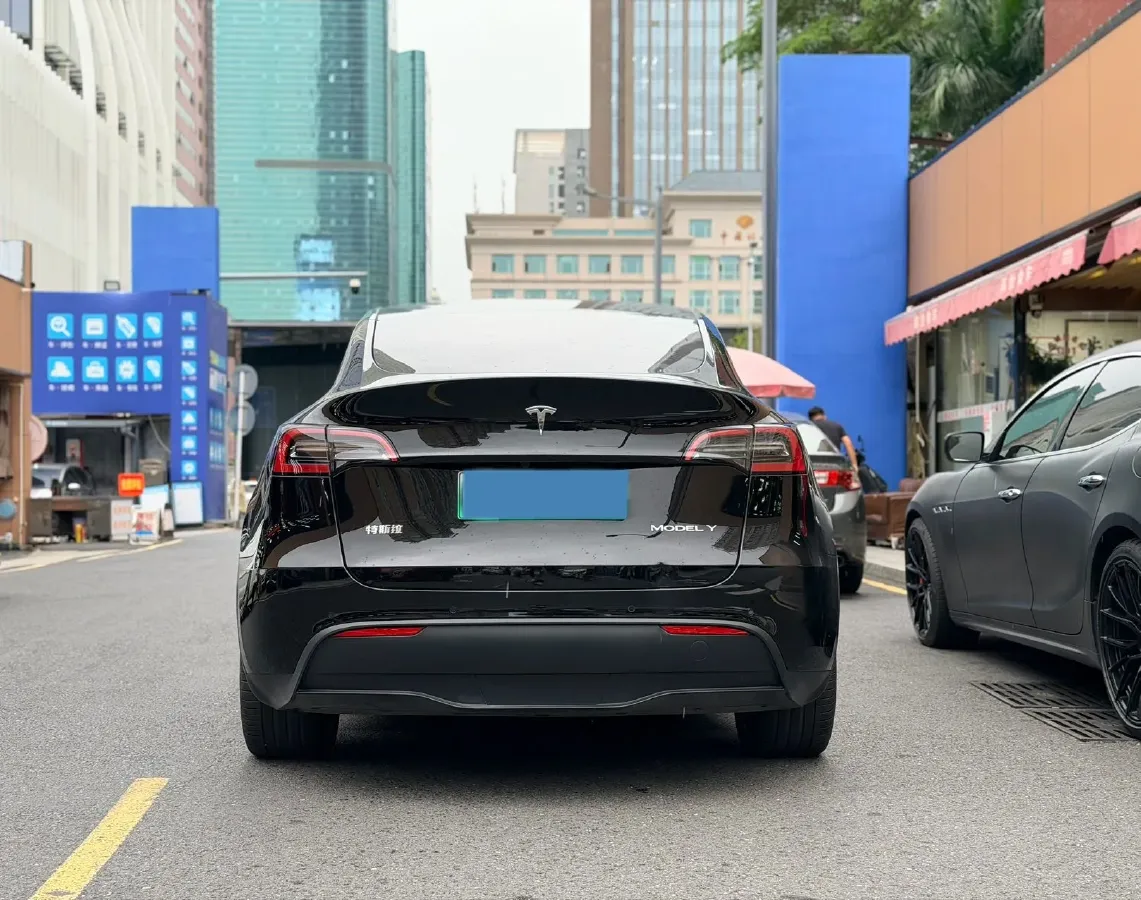 2022 Tesla Model Y BEV 60KWH,autocango,china used car exporter,china ev exporter,chinese used car exporter,chinese used ev exporter