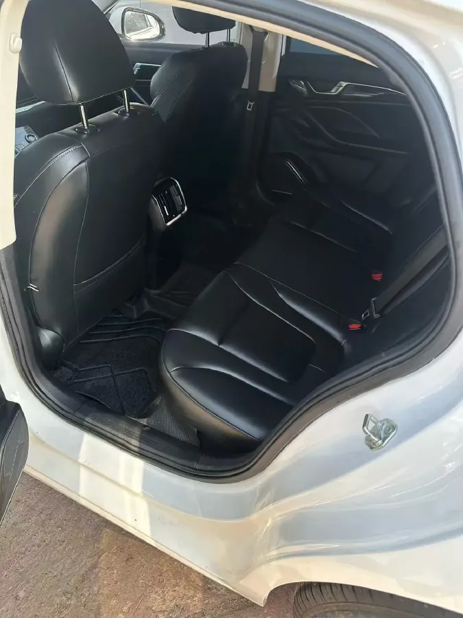 2024 Bestune B70 1.5T 169HP L4 7DCT,autocango,china used car exporter,china ev exporter,chinese used car exporter,chinese used ev exporter