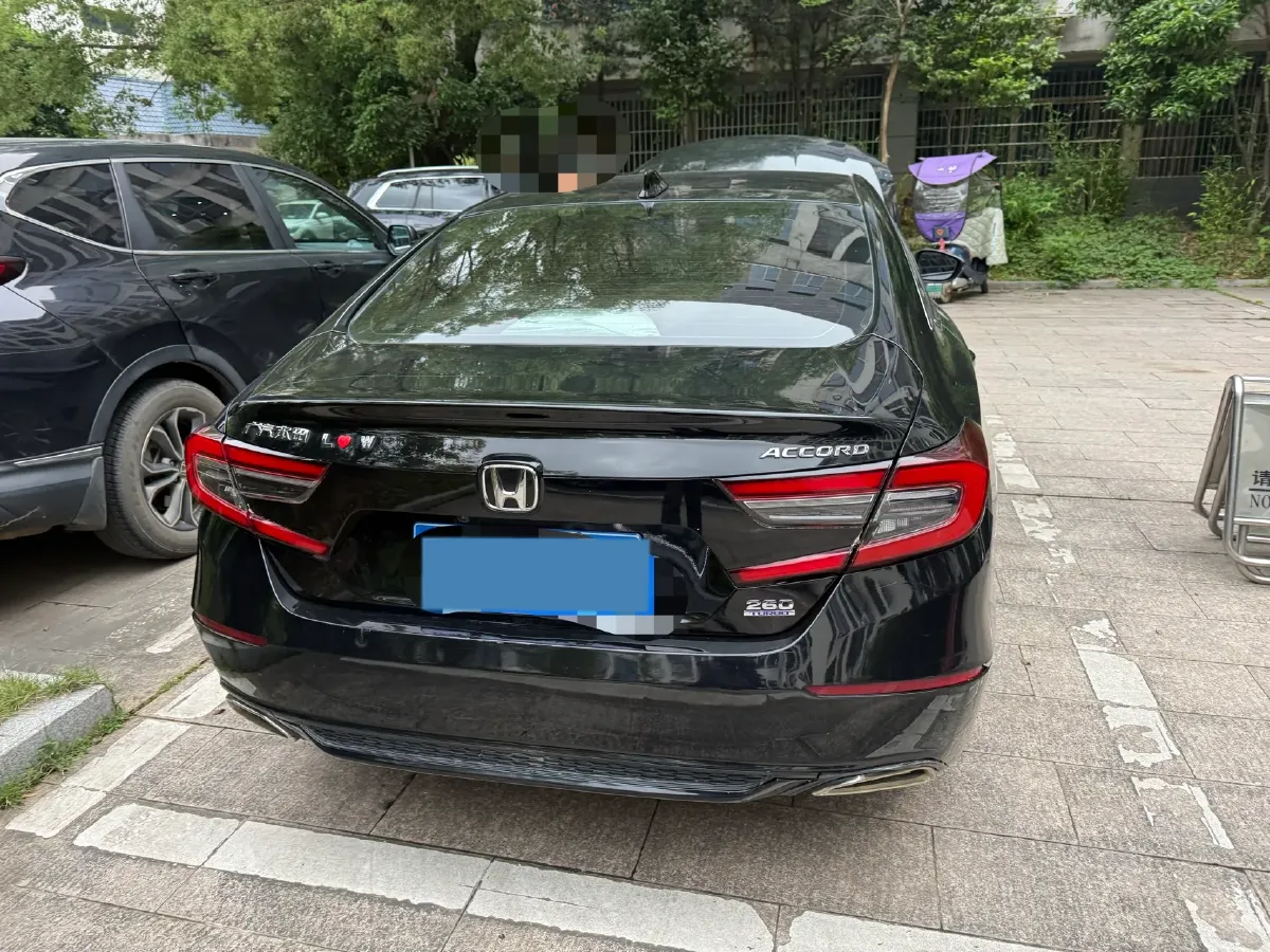 2022 Honda Accord 1.5T 194HP L4 CVT,autocango,china used car exporter,china ev exporter,chinese used car exporter,chinese used ev exporter