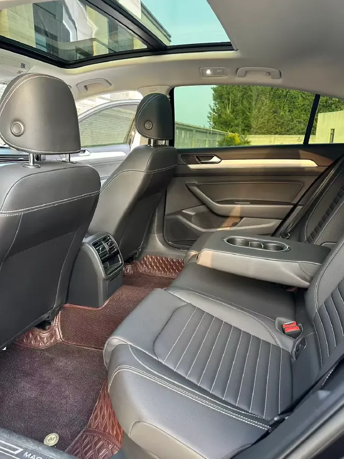 2020 Volkswagen Magotan 1.4T 150HP L4 7DCT,autocango,china used car exporter,china ev exporter,chinese used car exporter,chinese used ev exporter