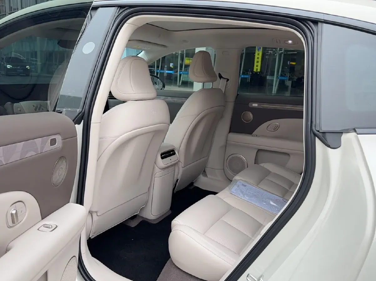 2026 IM LS6 BEV,autocango,china used car exporter,china ev exporter,chinese used car exporter,chinese used ev exporter