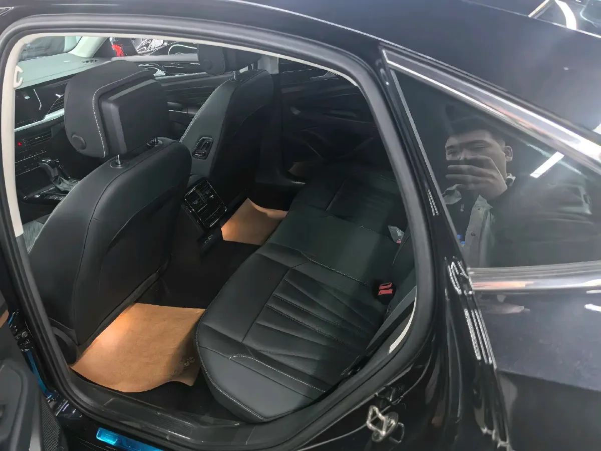 2024 Volkswagen Passat 2.0T 186HP L4 7DCT,autocango,china used car exporter,china ev exporter,chinese used car exporter,chinese used ev exporter