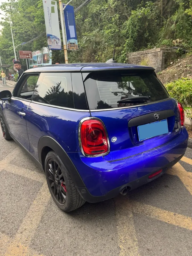 2020 MINI MINI 1.5T 102HP L3 7DCT,autocango,china used car exporter,china ev exporter,chinese used car exporter,chinese used ev exporter