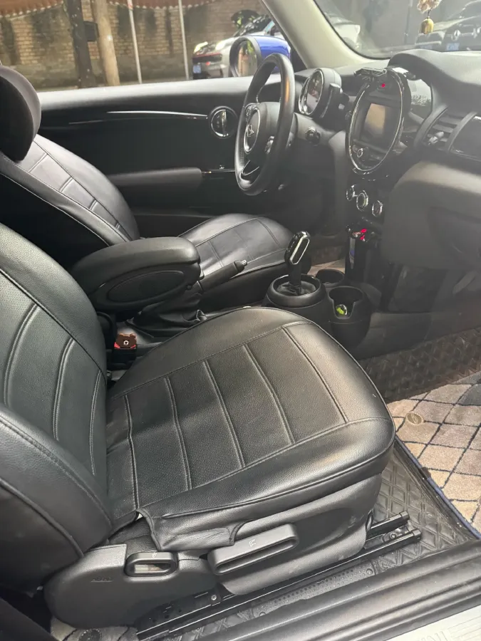 2020 MINI MINI 1.5T 102HP L3 7DCT,autocango,china used car exporter,china ev exporter,chinese used car exporter,chinese used ev exporter