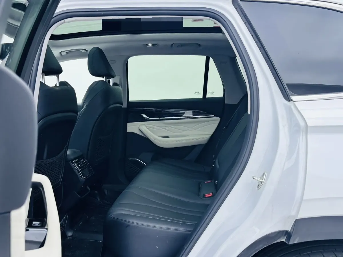 2023 Geely Monjaro 2.0T 238HP L4 8AT,autocango,china used car exporter,china ev exporter,chinese used car exporter,chinese used ev exporter