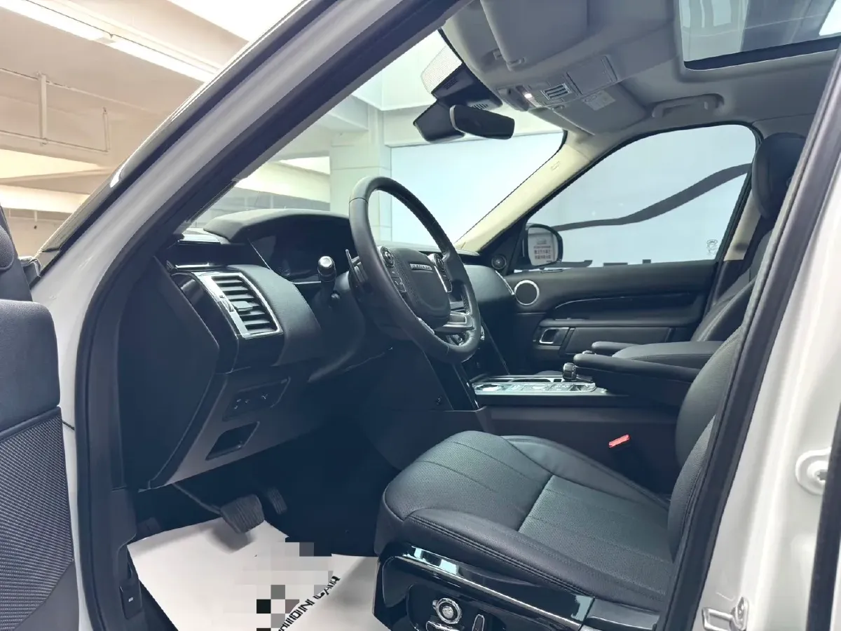 2018 Land Rover Discovery 3.0T 340HP V6 8AT,autocango,china used car exporter,china ev exporter,chinese used car exporter,chinese used ev exporter