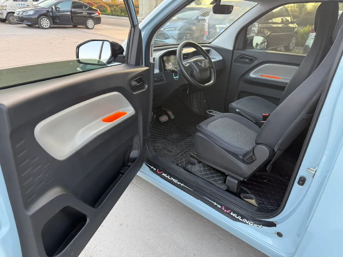 2020 WuLing HongGuang MINI EV BEV 9.3KWH,autocango,china used car exporter,china ev exporter,chinese used car exporter,chinese used ev exporter