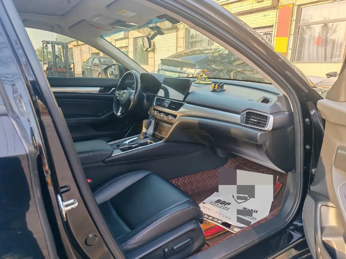 2022 Honda Accord 1.5T 194HP L4 CVT,autocango,china used car exporter,china ev exporter,chinese used car exporter,chinese used ev exporter