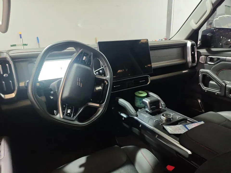 2023 Jetour Traveller 1.5T 184HP L4 7DCT,autocango,china used car exporter,china ev exporter,chinese used car exporter,chinese used ev exporter