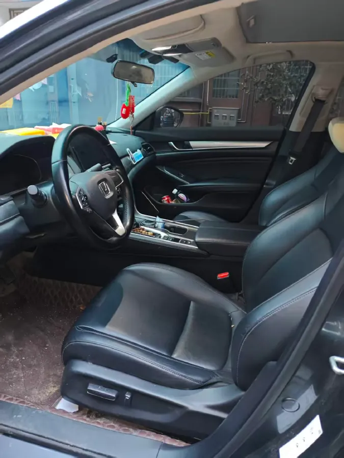 2022 Honda Accord 1.5T 194HP L4 CVT,autocango,china used car exporter,china ev exporter,chinese used car exporter,chinese used ev exporter