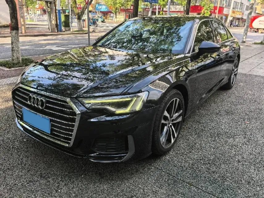 2020 Audi A6L 2.0T 190HP L4 7DCT,autocango,china used car exporter,china ev exporter,chinese used car exporter,chinese used ev exporter