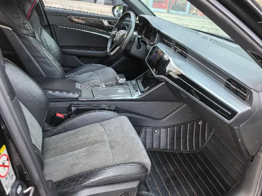 2020 Audi A6L 2.0T 190HP L4 7DCT,autocango,china used car exporter,china ev exporter,chinese used car exporter,chinese used ev exporter