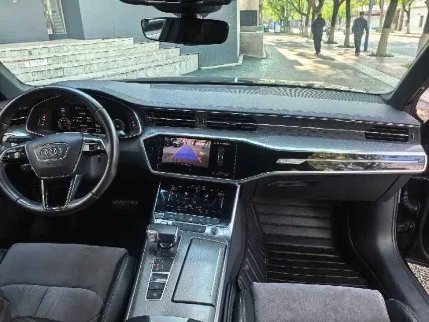 2020 Audi A6L 2.0T 190HP L4 7DCT,autocango,china used car exporter,china ev exporter,chinese used car exporter,chinese used ev exporter