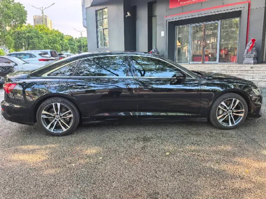 2020 Audi A6L 2.0T 190HP L4 7DCT,autocango,china used car exporter,china ev exporter,chinese used car exporter,chinese used ev exporter