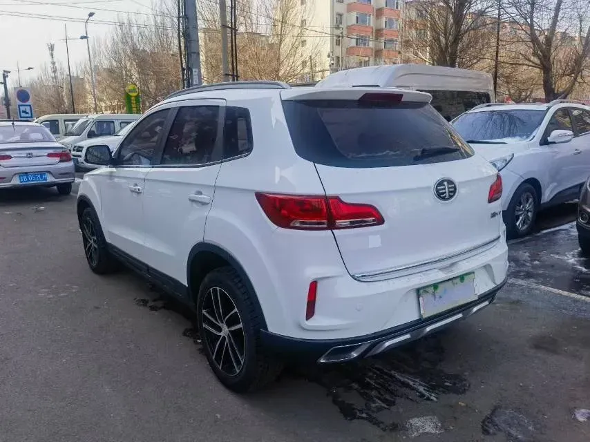 2018 Bestune X40 1.6L 114HP L4 6AT,autocango,china used car exporter,china ev exporter,chinese used car exporter,chinese used ev exporter