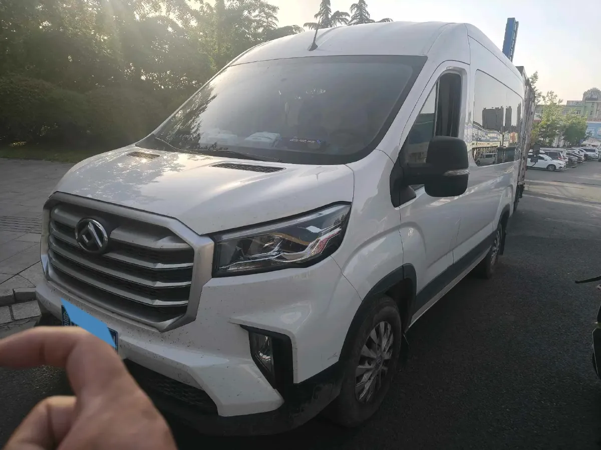 2020 MAXUS XinTu V90 2.0T 148HP L4 6MT,autocango,china used car exporter,china ev exporter,chinese used car exporter,chinese used ev exporter