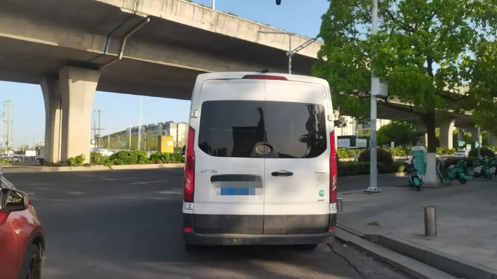 2020 MAXUS XinTu V90 2.0T 148HP L4 6MT,autocango,china used car exporter,china ev exporter,chinese used car exporter,chinese used ev exporter