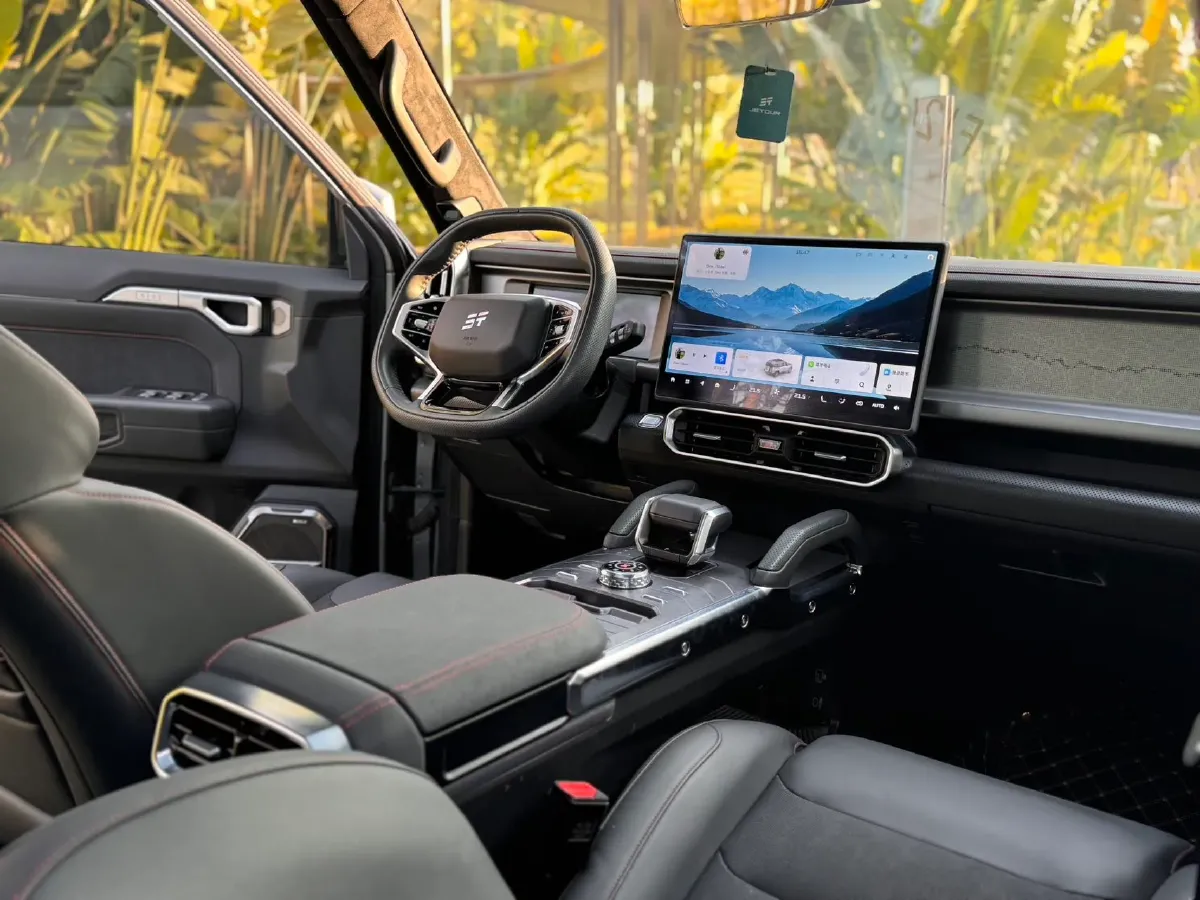 2023 Jetour Traveller 2.0T 254HP L4 7DCT,autocango,china used car exporter,china ev exporter,chinese used car exporter,chinese used ev exporter