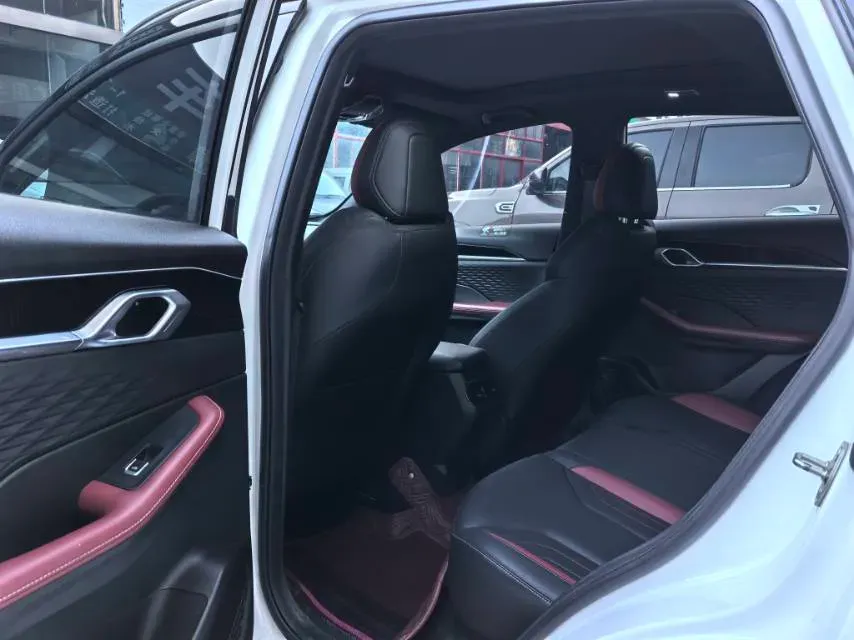 2022 Geely Coolray 1.5T 181HP L4 7DCT,autocango,china used car exporter,china ev exporter,chinese used car exporter,chinese used ev exporter