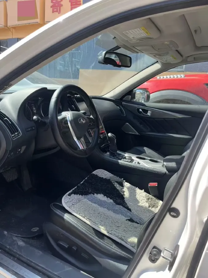 2018 Jeep Grand Commander 2.0T 265HP L4 9AT,autocango,china used car exporter,china ev exporter,chinese used car exporter,chinese used ev exporter