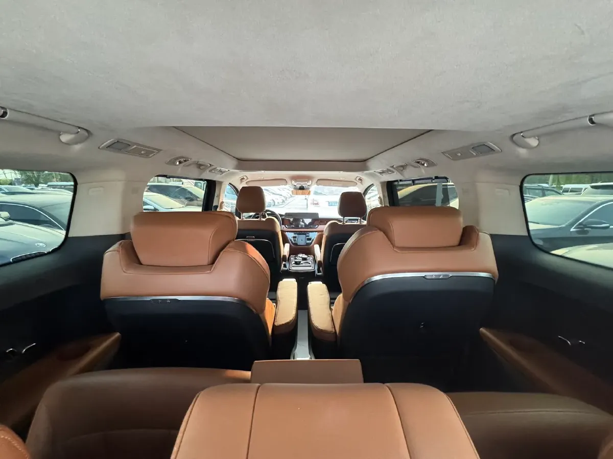 2023 HongQi HQ9 2.0T 252HP L4 8AT,autocango,china used car exporter,china ev exporter,chinese used car exporter,chinese used ev exporter