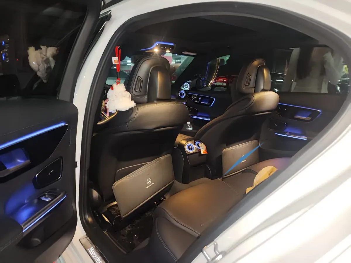 2023 Mercedes-Benz C Class 1.5T 204HP L4 9AT,autocango,china used car exporter,china ev exporter,chinese used car exporter,chinese used ev exporter