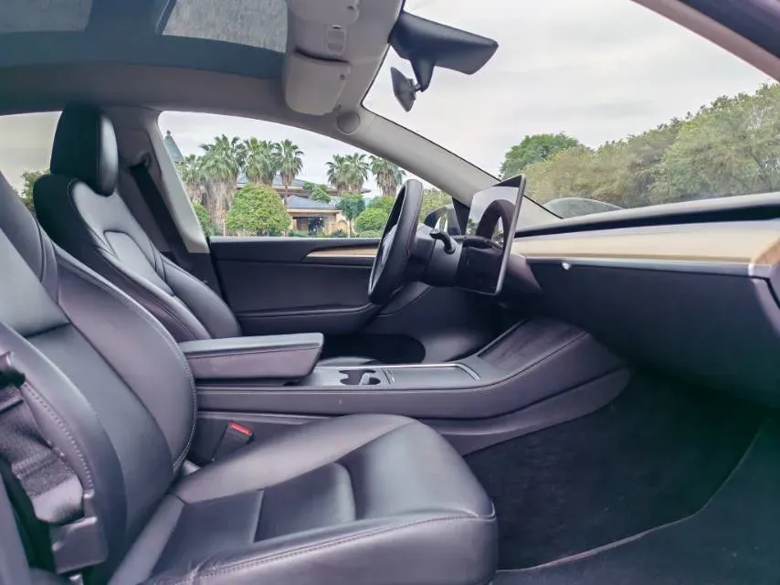 2022 Tesla Model Y BEV 60KWH,autocango,china used car exporter,china ev exporter,chinese used car exporter,chinese used ev exporter