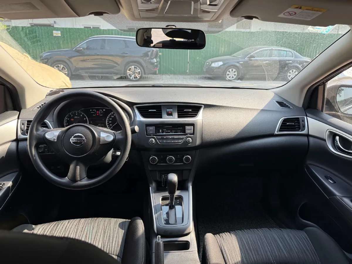 2022 Nissan Sylphy 1.6L 122HP L4 CVT,autocango,china used car exporter,china ev exporter,chinese used car exporter,chinese used ev exporter