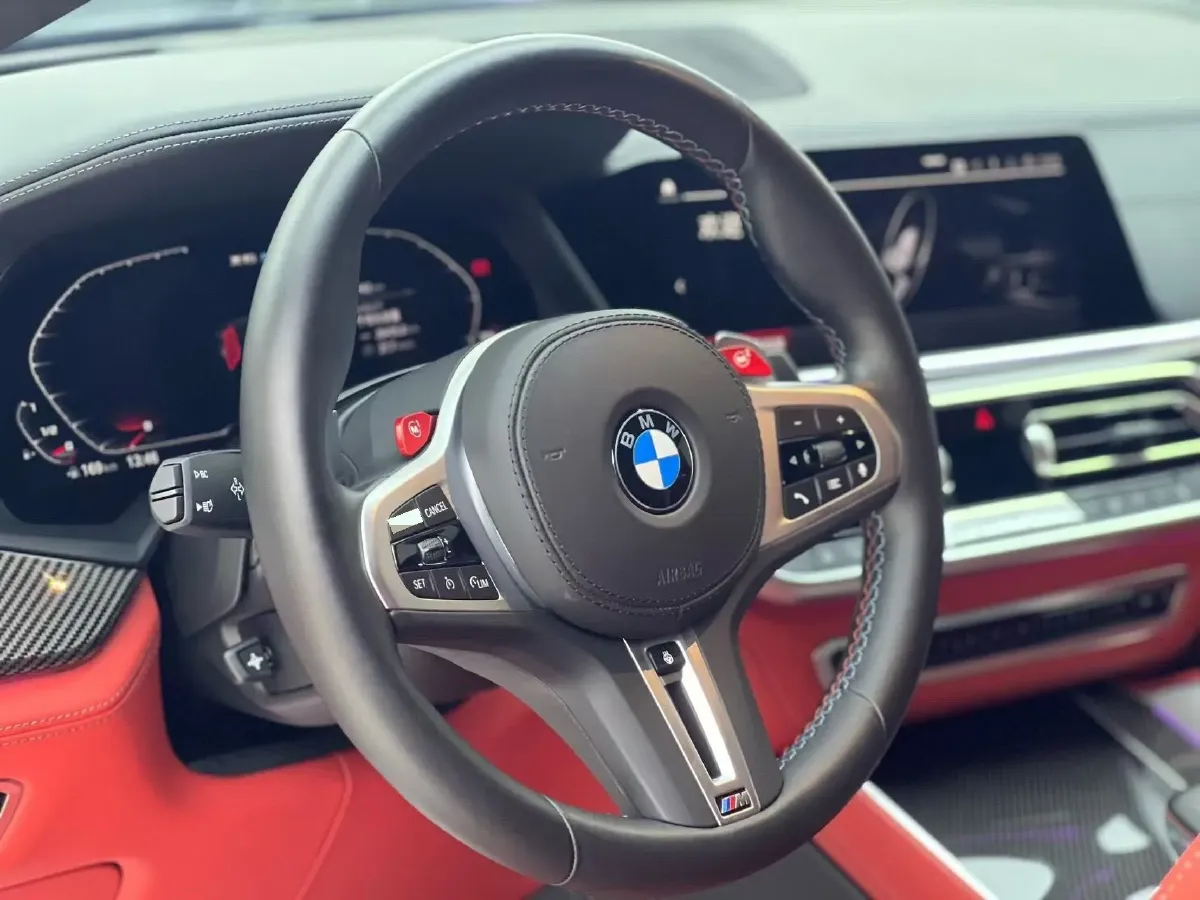 2022 BMW X6 M 4.4T 600HP V8 8AT,autocango,china used car exporter,china ev exporter,chinese used car exporter,chinese used ev exporter