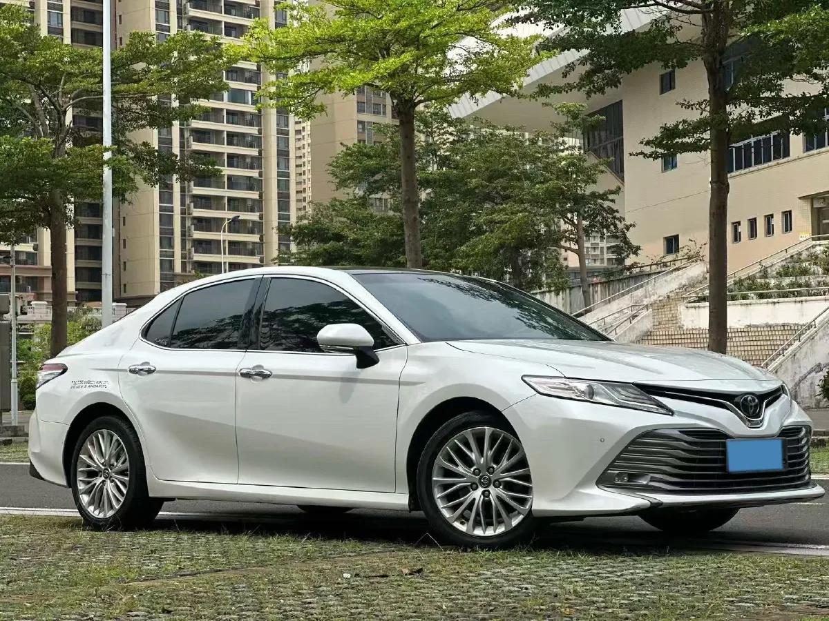 2019 Toyota Camry 2.5L 209HP L4 8AT,autocango,china used car exporter,china ev exporter,chinese used car exporter,chinese used ev exporter