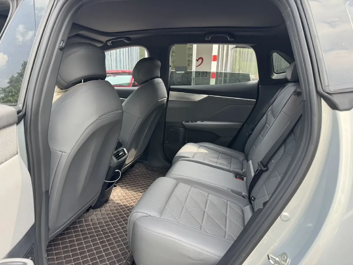 2025 ChangAn QiYuan A07 BEV 56.1KWH,autocango,china used car exporter,china ev exporter,chinese used car exporter,chinese used ev exporter