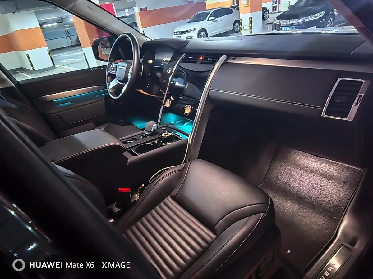 2024 Land Rover Discovery 3.0T 360HP L6 8AT,autocango,china used car exporter,china ev exporter,chinese used car exporter,chinese used ev exporter