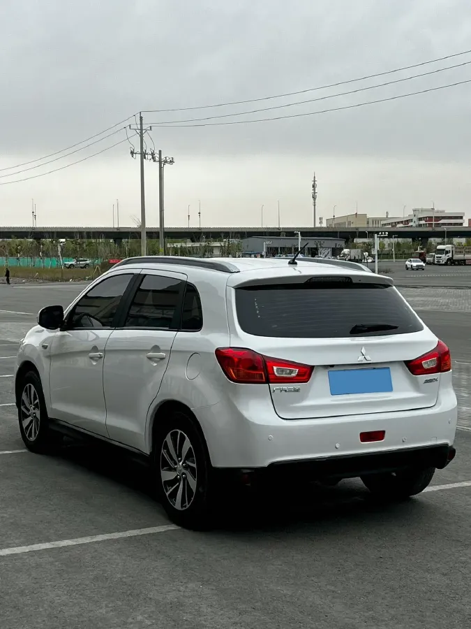 2018 Mitsubishi ASX 2.0L 167HP L4 CVT,autocango,china used car exporter,china ev exporter,chinese used car exporter,chinese used ev exporter