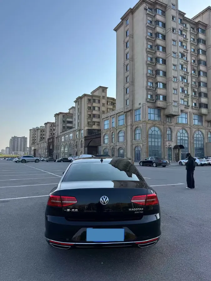 2019 Volkswagen Magotan 2.0T 186HP L4 7DCT,autocango,china used car exporter,china ev exporter,chinese used car exporter,chinese used ev exporter