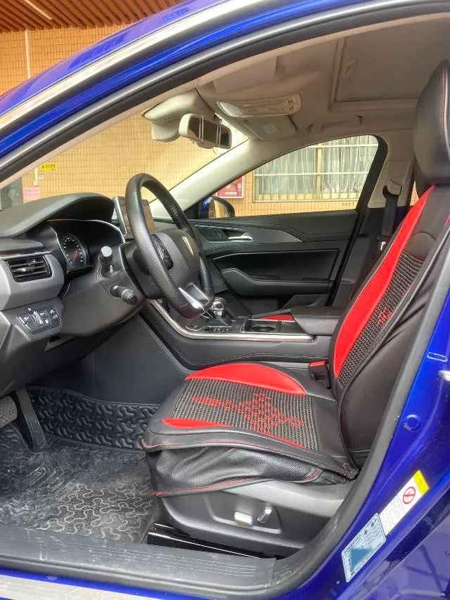 2022 HongQi H5 1.8T 197HP L4 6AT,autocango,china used car exporter,china ev exporter,chinese used car exporter,chinese used ev exporter