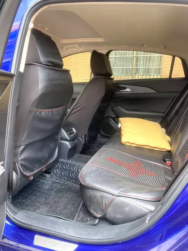 2022 HongQi H5 1.8T 197HP L4 6AT,autocango,china used car exporter,china ev exporter,chinese used car exporter,chinese used ev exporter