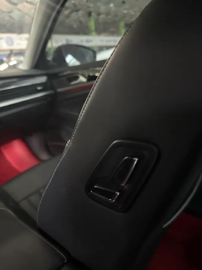 2023 Volkswagen Passat 2.0T 186HP L4 7DCT,autocango,china used car exporter,china ev exporter,chinese used car exporter,chinese used ev exporter