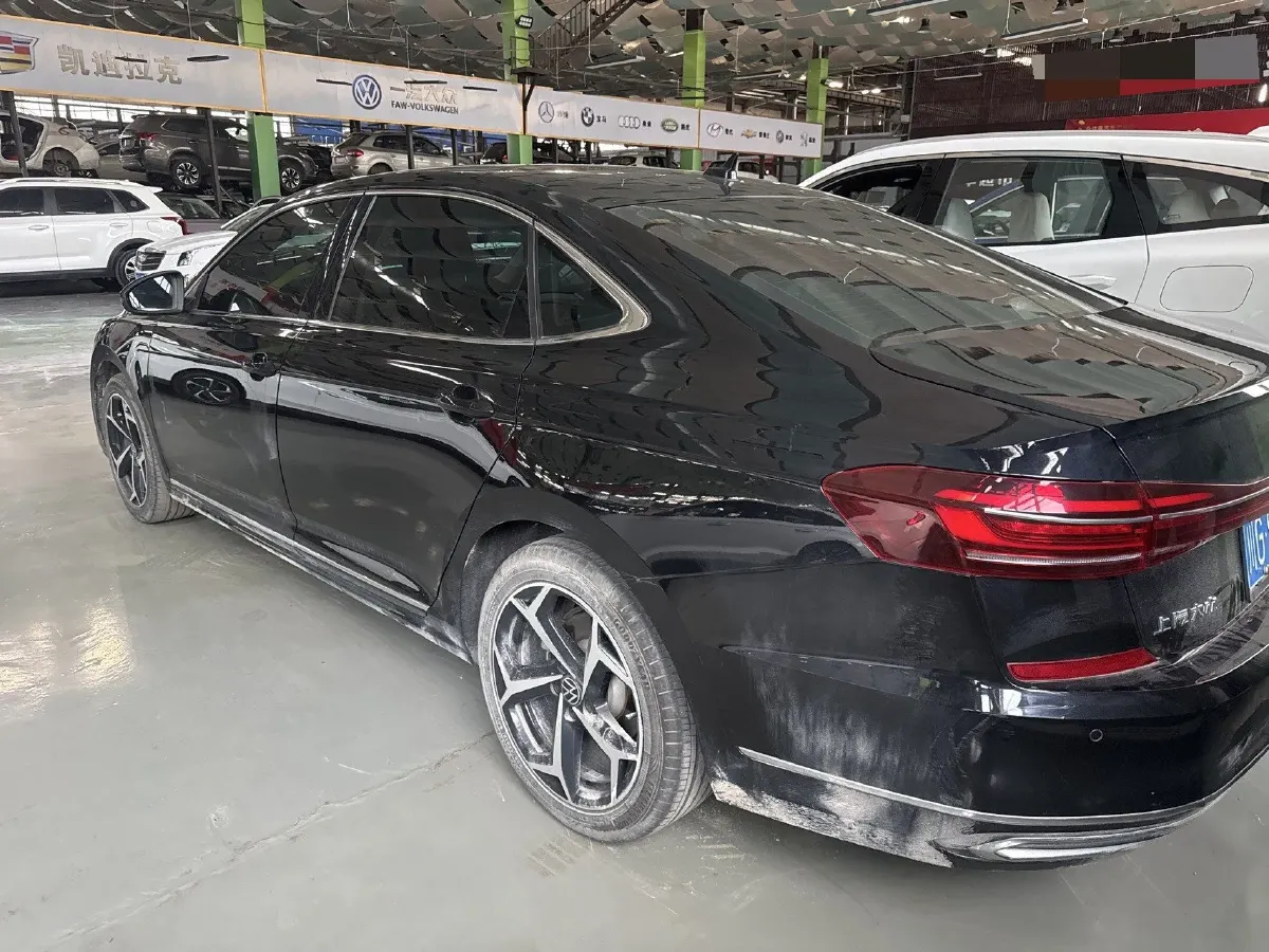 2023 Volkswagen Passat 2.0T 186HP L4 7DCT,autocango,china used car exporter,china ev exporter,chinese used car exporter,chinese used ev exporter