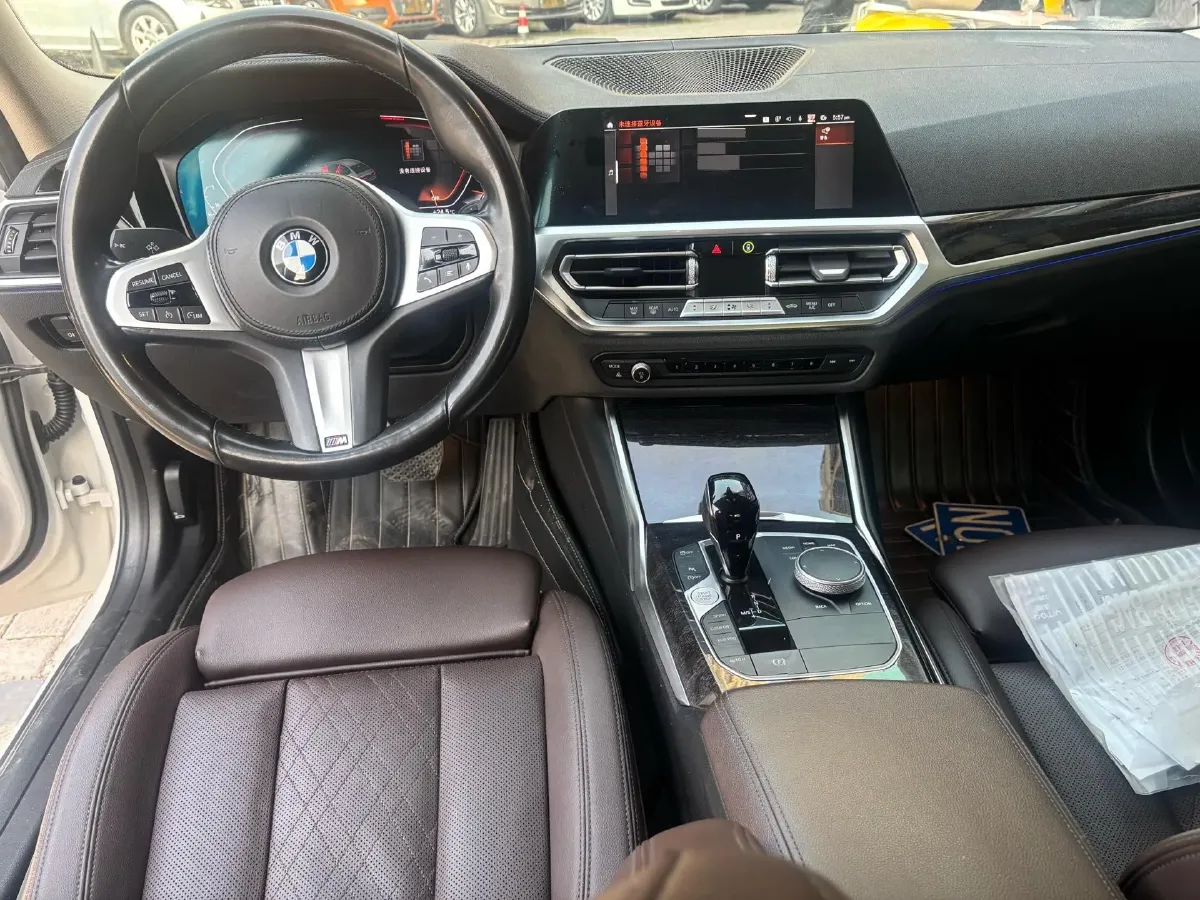 2022 BMW 3 Series 2.0T 184HP L4 8AT,autocango,china used car exporter,china ev exporter,chinese used car exporter,chinese used ev exporter