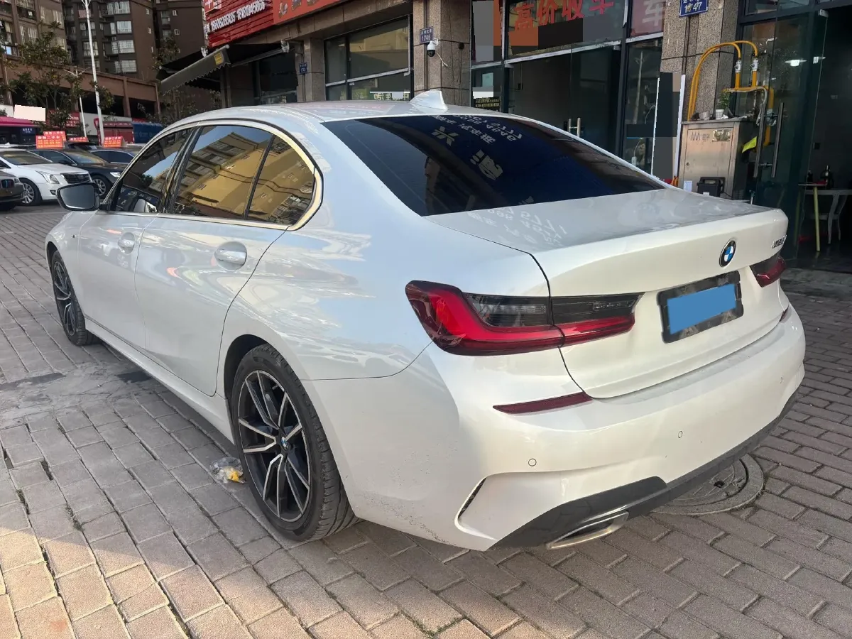2022 BMW 3 Series 2.0T 184HP L4 8AT,autocango,china used car exporter,china ev exporter,chinese used car exporter,chinese used ev exporter
