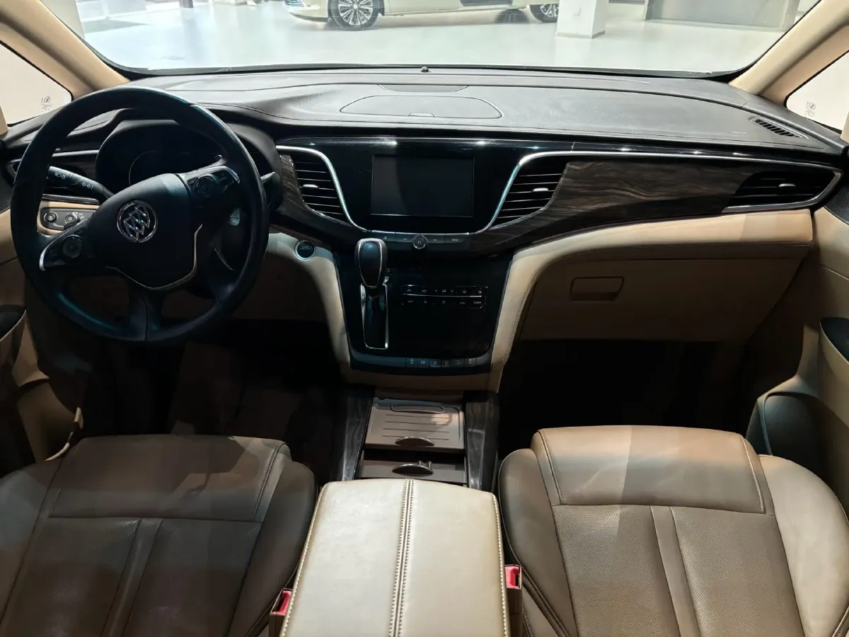 2018 Buick GL8 2.0T 260HP L4 6AT,autocango,china used car exporter,china ev exporter,chinese used car exporter,chinese used ev exporter