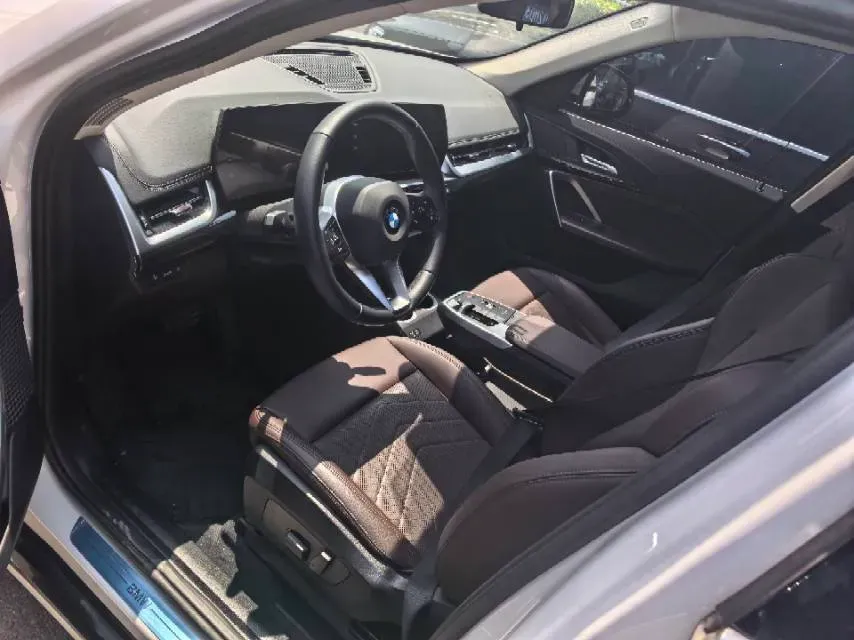 2023 BMW X1 1.5T 156HP L3 7DCT,autocango,china used car exporter,china ev exporter,chinese used car exporter,chinese used ev exporter